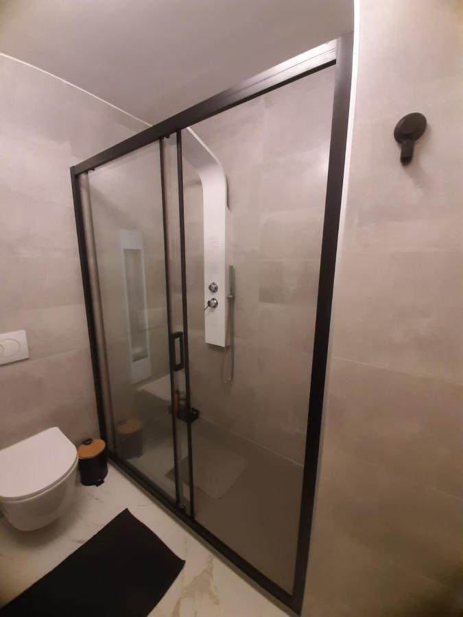 Apartment Relax With Infrared Sunshower Varaždin Exterior foto