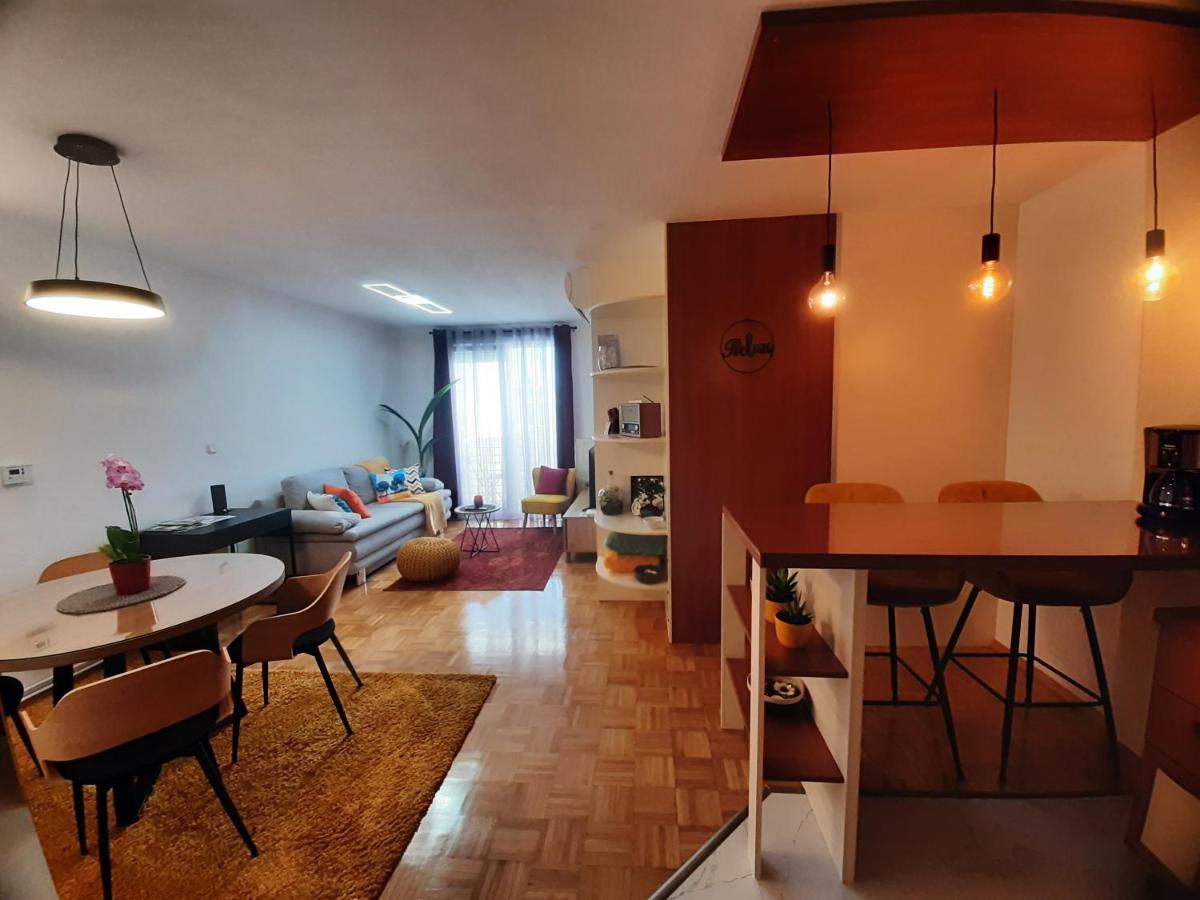 Apartment Relax With Infrared Sunshower Varaždin Exterior foto