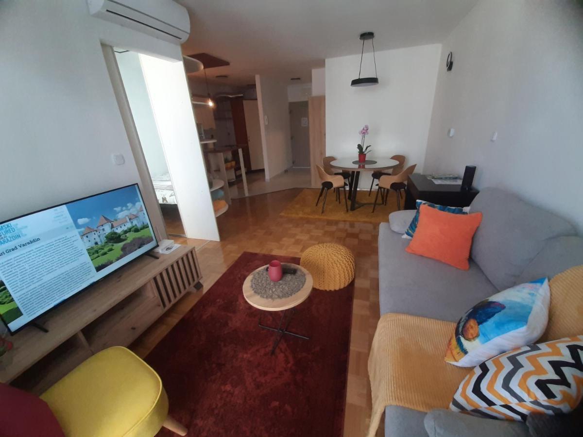 Apartment Relax With Infrared Sunshower Varaždin Exterior foto